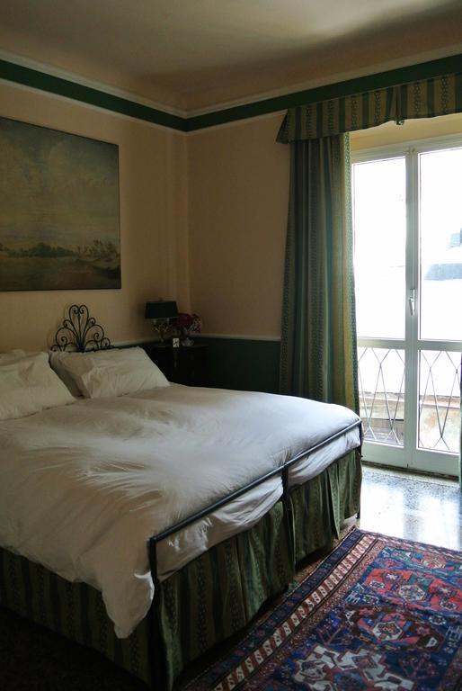 Palazzo Zecchino B&B Genova Eksteriør billede